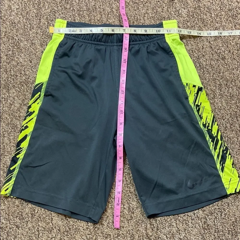 10/$50 Nike Kids Black Gray and Yellow Athletic Shorts Size S